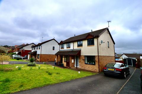 3 bedroom semi-detached house for sale, St. Andrews Drive, Pontllanfraith, NP12