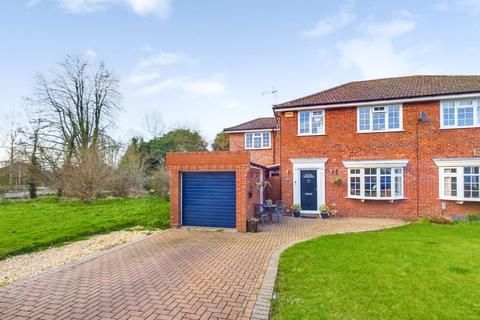 4 bedroom semi-detached house for sale, Anstey Brook, Weston Turville