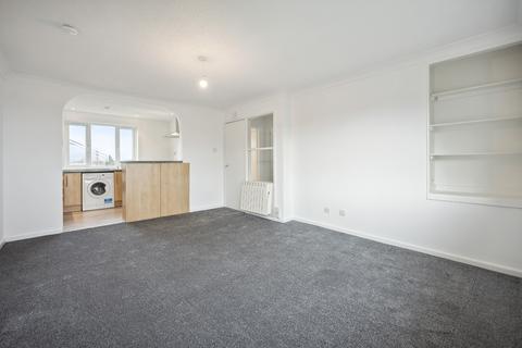 2 bedroom apartment to rent, Etive Way, Polmont, Stirling, FK2 0RR