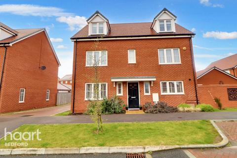 5 bedroom detached house for sale, Horseshoe Crescent, Wixams