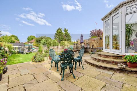 45 Charldane Road, London, SE9 3PF