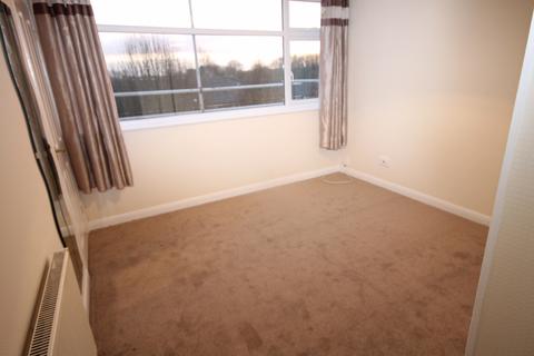 2 bedroom flat to rent, Crowmere Road, Walsgrave