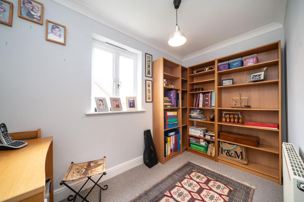 17-Warwick-Road-1010