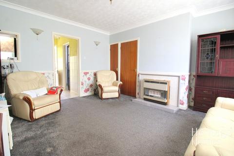 36 Bixley Close, Norwich, NR5 8DH