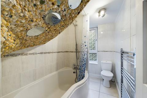7 Hillside Road, Ilfracombe, EX34 9QS