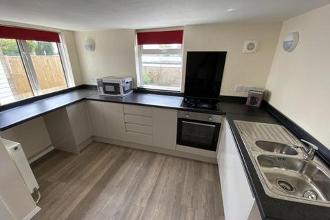 5 bedroom house share to rent, Bawden Close