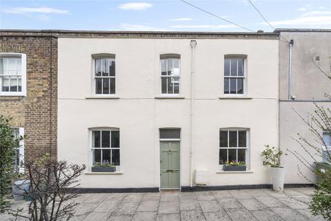 3 bedroom terraced house for sale, Hides Street, London, N7