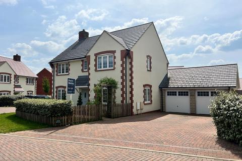 4 bedroom detached house for sale, Corallian Drive, Faringdon, SN7