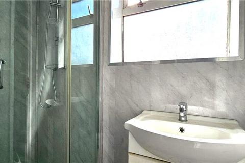 1 bedroom in a house share to rent, Adelaide Road, Ashford, Surrey, TW15