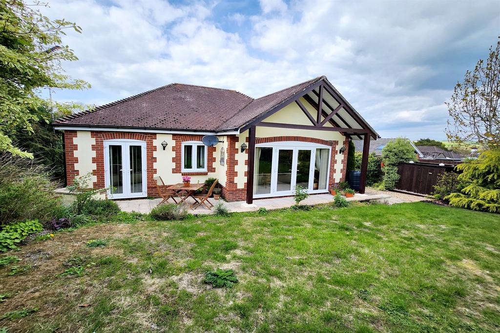 Charlton Marshall 2 bed detached bungalow for sale £435,000