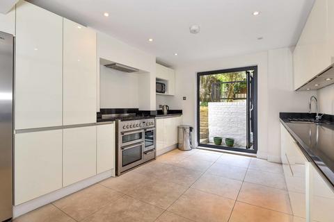 5 bedroom terraced house for sale, De Laune Street, London, SE17