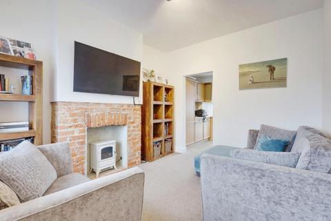 71 Adalia Crescent, Leigh-on-sea, SS9 3ST