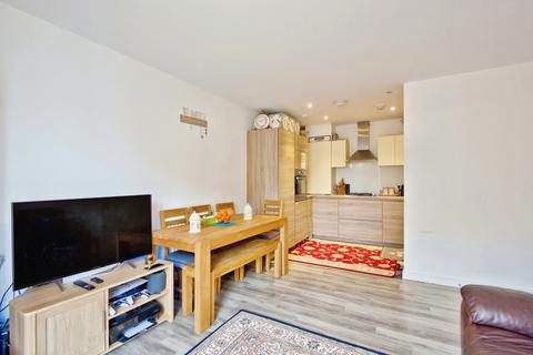 2 bedroom flat for sale, Cole Avenue, Southend-on-sea, SS2