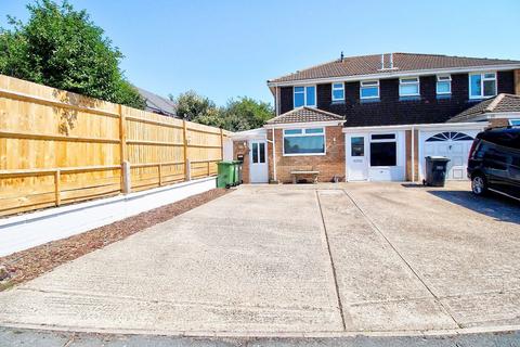 3 bedroom semi-detached house for sale, Swanley Close, Eastbourne BN23
