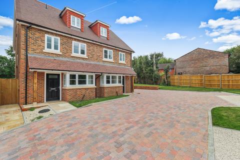 3 bedroom semi-detached house for sale, Lewes Road, Halland BN8