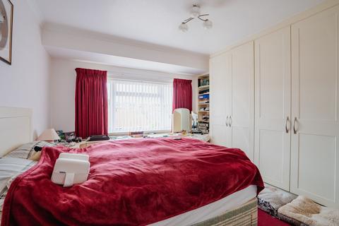 24 Greenway, Crediton, EX17 3LP