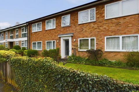 Flat 3, 27 Brambledown Road, Wallington, SM6 0TH