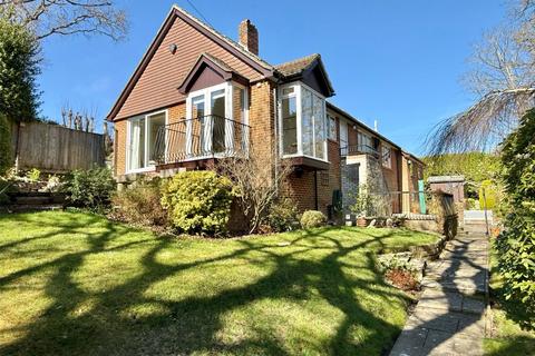 4 bedroom detached house for sale, Sycamore Close, Milford on Sea, Lymington, Hampshire, SO41