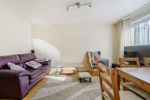 1 bedroom flat for sale, Dehavilland Close, Northolt, London, UB5 6RU