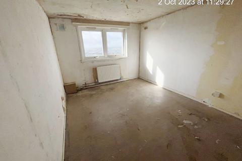 2 bedroom flat for sale, Mountblow House, Clydebank G81