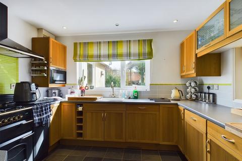 3 bedroom detached house for sale, Valley Road, Worrall Hill, GL17