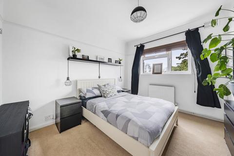 2 bedroom maisonette for sale, Brook Road, Surbiton, Surrey