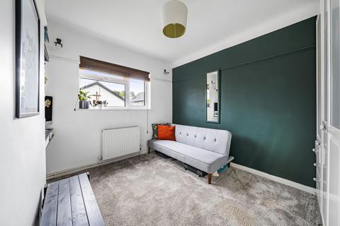 8 Brook Road, Surbiton, KT6 5DB