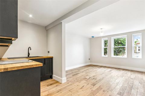 2 bedroom apartment for sale, Garratt Lane, SW17