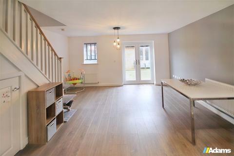 52 Warrington Road, Widnes, WA8 0AP