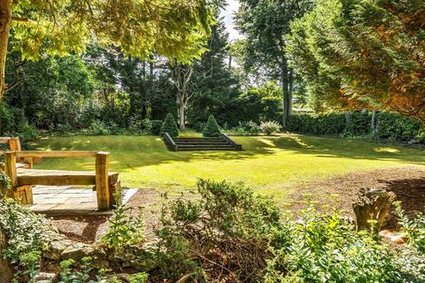 61 Reddown Road, Coulsdon, CR5 1AP