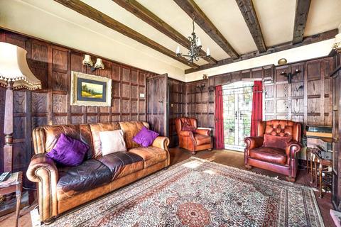 61 Reddown Road, Coulsdon, CR5 1AP