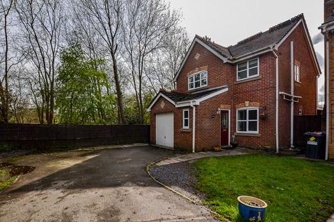 3 bedroom detached house to rent, Doulton Close, Winsford, CW7