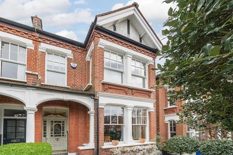 22 Druce Road, London, SE21 7DW