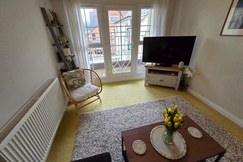 1 bedroom flat for sale, The Avenue, Cliftonville, Northampton NN1 5DD