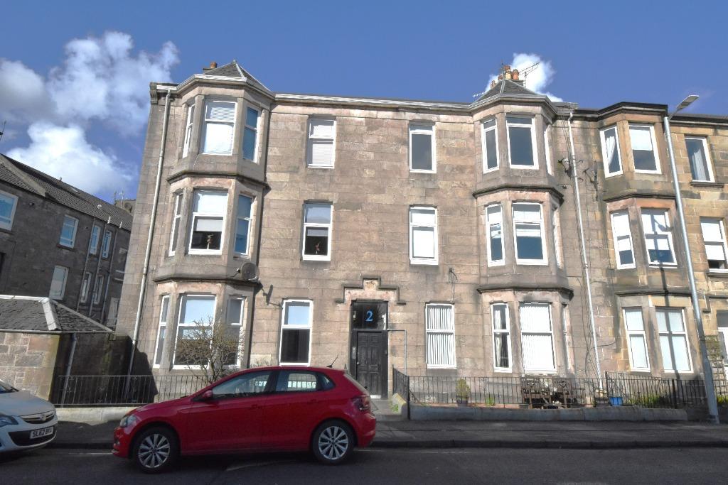 Hartfield Gardens, Dumbarton, West Dunbartonshire, G82 2 bed flat £