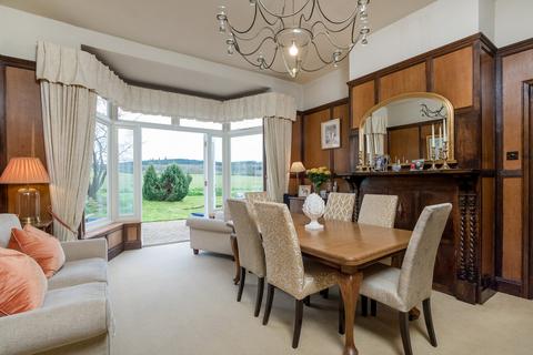 5 bedroom detached house for sale, Stratford Road Oversley Green Alcester, Warwickshire, B49 6LN