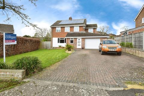 16 Meadway, Shrewton, Salisbury, SP3 4HE
