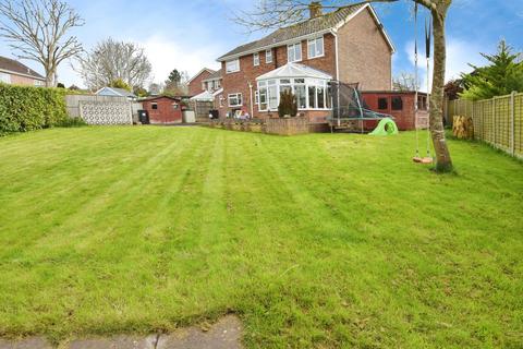 16 Meadway, Shrewton, Salisbury, SP3 4HE