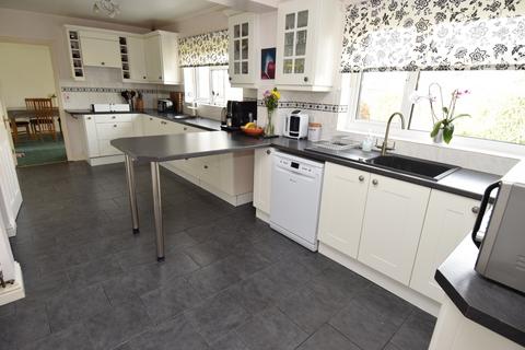 16 Meadway, Shrewton, Salisbury, SP3 4HE