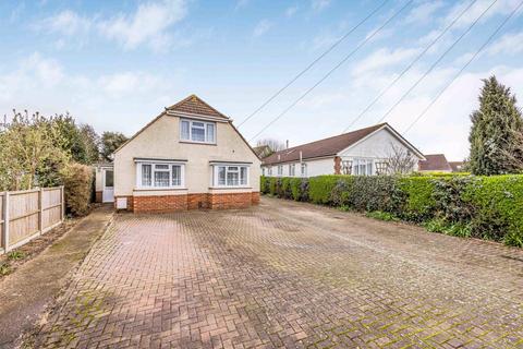 4 bedroom detached house for sale, Haslemere Gardens, Hayling Island, Hampshire