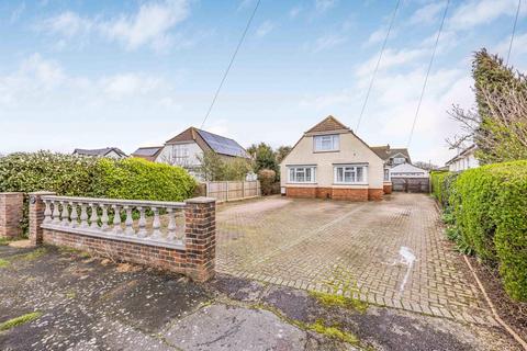 4 bedroom detached house for sale, Haslemere Gardens, Hayling Island, Hampshire