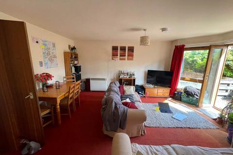 2 bedroom flat to rent, 2A (Flat 2) Elm Street, Dundee,
