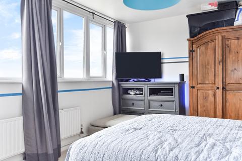 56 Allwood Close, London, SE26 4JP