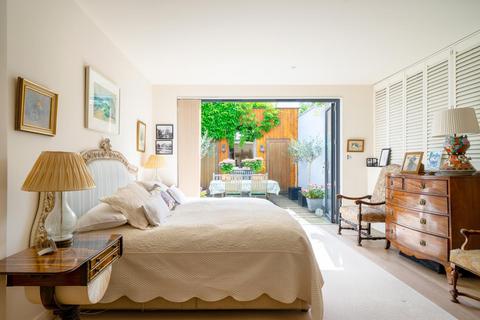 4 bedroom terraced house for sale, Battersea Park Road, London SW11