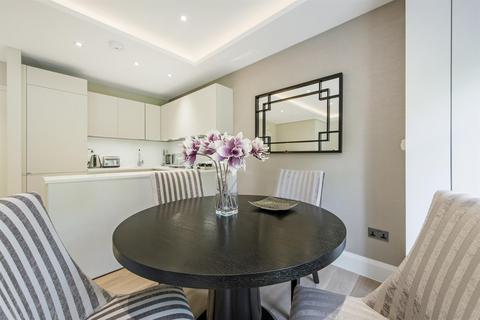 2 bedroom flat to rent, London W2