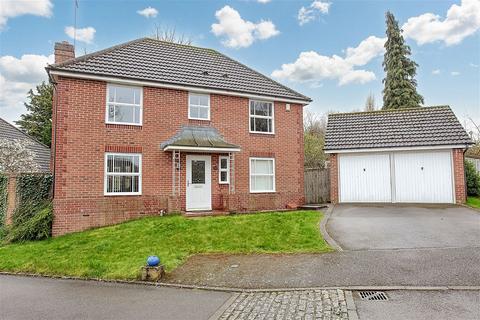 4 bedroom detached house for sale, William Close, Banbury