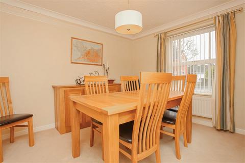 4 bedroom detached house for sale, William Close, Banbury