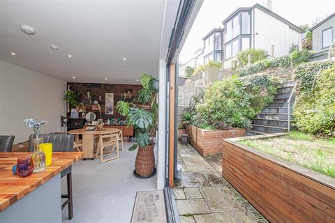 36 Above Town, Dartmouth, TQ6 9RG