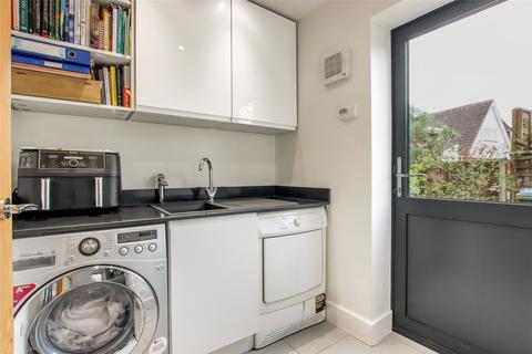 Perivale Church Road, Hartley, Longfield, DA3 8DL