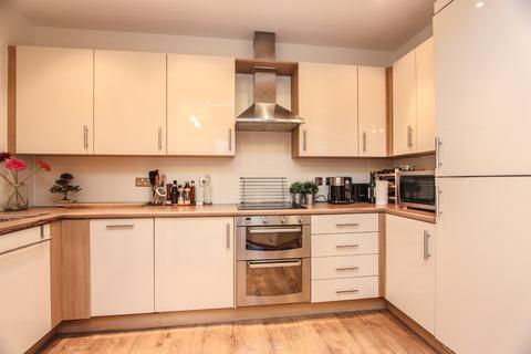2 bedroom apartment to rent, Lockhart Road, Watford WD17